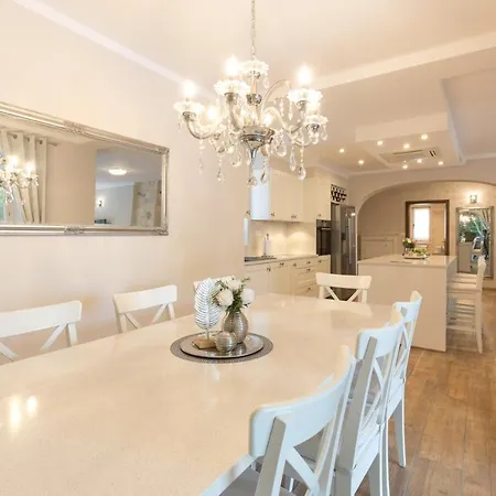 Pearl With Private Pool *