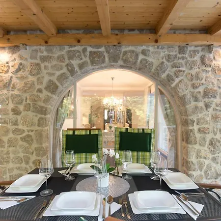 Pearl With Private Pool 别墅 Kornić